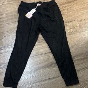 Leyden Black Floral Lace Pants